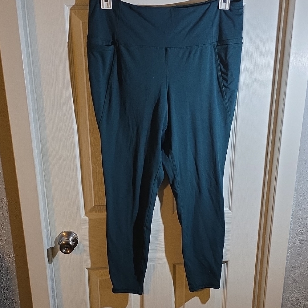 Livi Active Dark Teal Ankle Pants